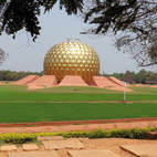 Le Matrimandir (Auroville)